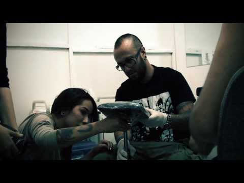 download lagu mp3 mp4 Massive Attack Tattoo, download lagu Massive Attack Tattoo gratis, unduh video klip Massive Attack Tattoo