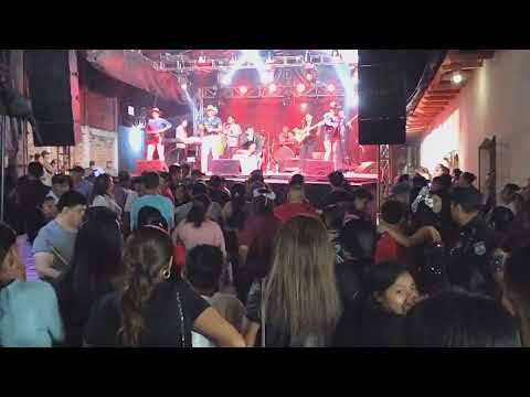 ASI SEGOSA CON LOS BUKIS Y  BRONCO EN GOTERA MORAZÁN 