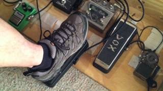 Video thumbnail for Dunlop Univibe Foot Controller (UV-1) with humbucker guitar by AskAGuitarPro