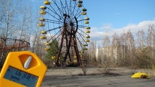 preview picture of video 'chernobyl 2012: the city of Припять (pripyat)'