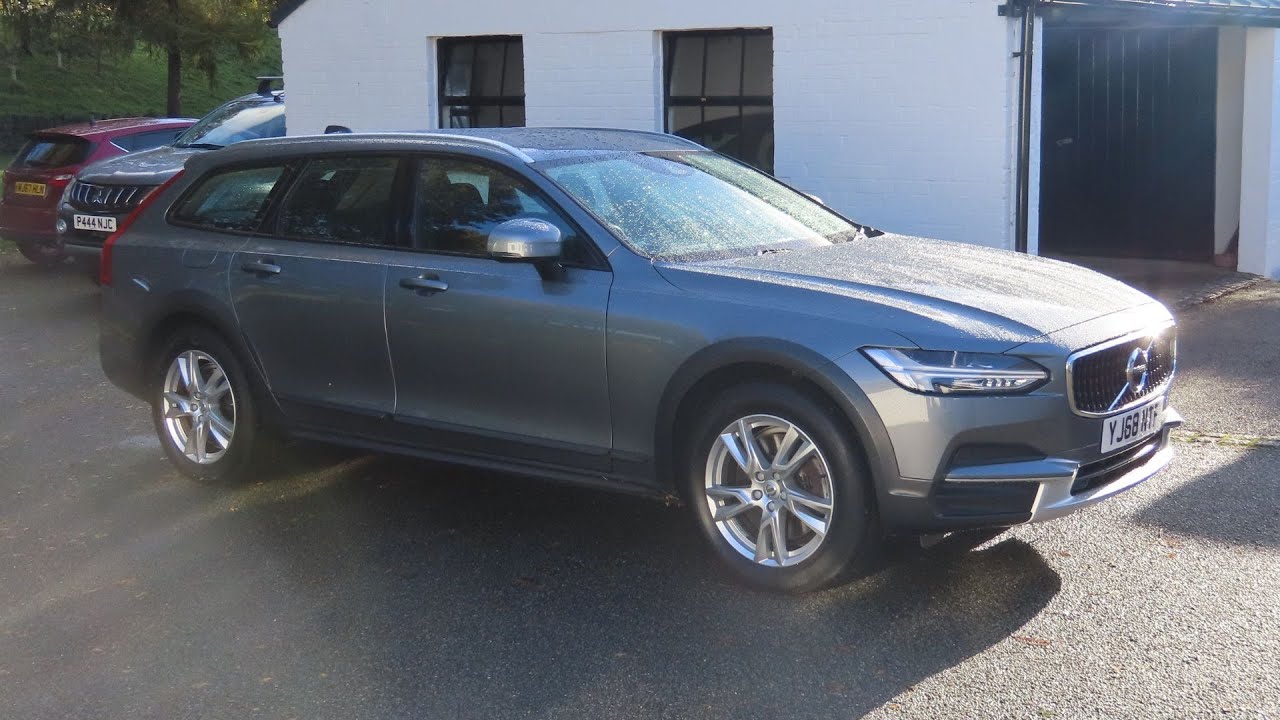 2018 Volvo V90 Cross Country 2.0 T5 AWD - Start up and full ...