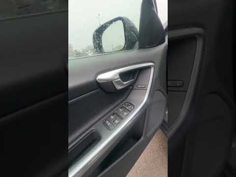 фото volvo v60 i 0