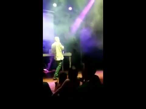 Show - Mc Elzinho EXPLODIU - Espaço Vila Nova - Sjc