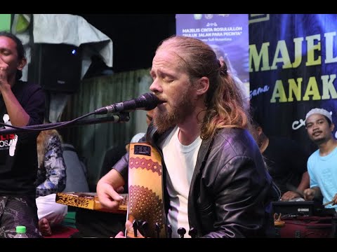 ALHAMDULILLAH MUSTAFA DEBU | Suluk Jalan Para Pecinta | MCR DARUSSALAM MALANG