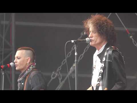 Hollywood Vampires - People Who Died (Live in Prague, Czech Republic 2018)