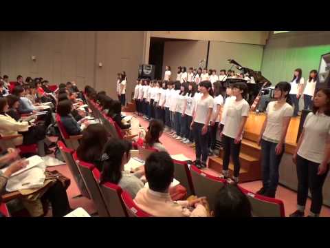 心理学科 神戸親和女子大学主催　新沢としひこチャリティーコンサート～東日本被災地の子どもたちへ～（2015年3月8日）