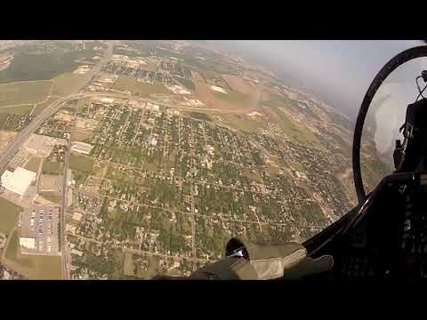 F-16 Fighting Falcon Combat maneuvering from inside the cockpit