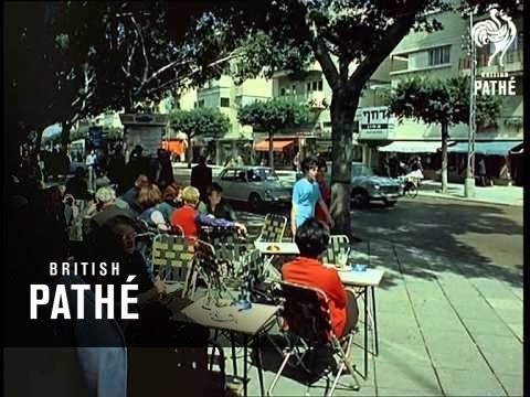 Out Takes / Cuts From Cp 616 - Avocado Pears, Children's Farm And Radio Active Flies (1966)