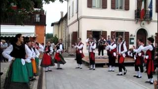 preview picture of video '2a Festa di Primavera in Piazza - Gruppo Folkloristico Artugna'