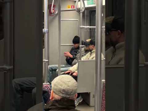 Schwarzer Toyota von #skiaggu #skrtcobain und #markforster