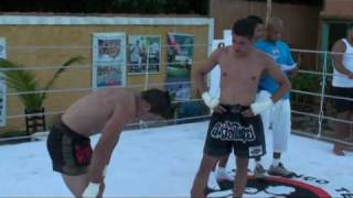 preview picture of video '7º Pro-Fighting Maresias - Luta 2 (Muay Thai): Danilo Evangelista x Reginaldo Vieira'