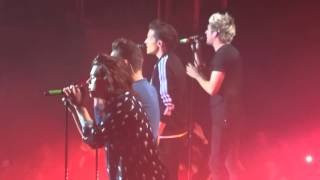 Fireproof - One Direction - O2 Arena London 29/09/15