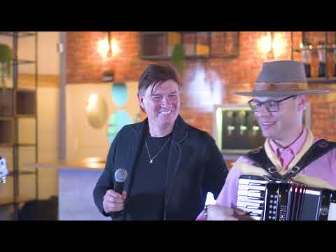 Grupo BateCasco feat. Wilceu Pause - VOCÊ FICA OU VAI