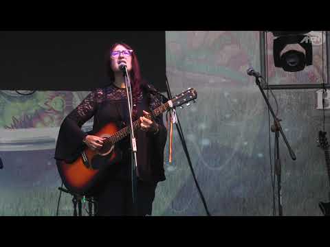 Muntele si marea - Mădălina Amon