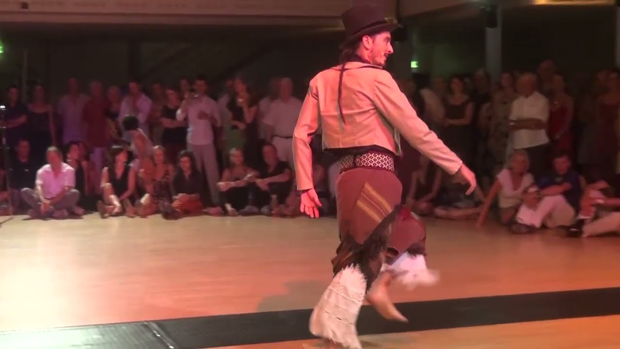 Video thumbnail for Elise Barbot & Rodrigo Peña: demo 3 @ Jour 8 Tangopostale 2019