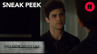 Shadowhunters | Season 2, Episode 20 Summer Finale: Alec Goes To Magnus For Help 