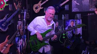 Coupe de Ville - Brian Bromberg @ Kiesel 2019 NAMM (Smooth Jazz Family)