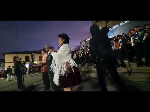 Estudiantina Unificada UNA/ Homenaje a PUNO con huayños pandilleros clasicos 3noviembre2022