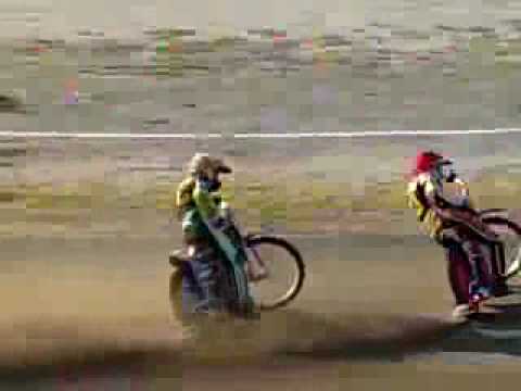 Bieg 8 Start Gniezno-RKM Rybnik.3gp