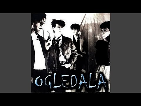 Ogledala Su Oko Mene