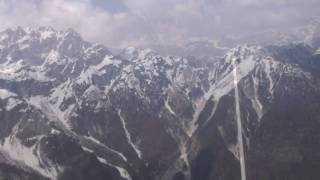 preview picture of video 'Magni M24 Orion - a flight over the Garda-Lake/Italy and the Italian Alps (Val Canale/Udine/Italy)'