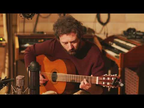 Alan Gogoll - Strawberry Stars