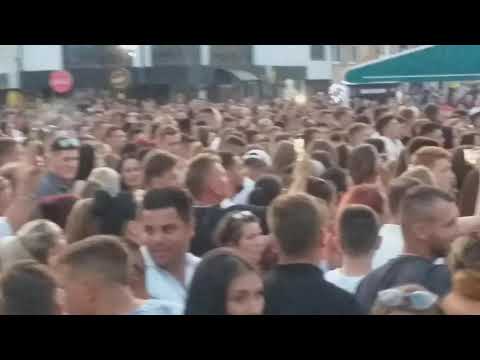 Sadik Hasanovic i Tapani bend prave prelijepu atmosferu u gradu Živinice 2021.