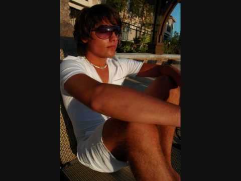 Vince Tomas, hypnotic body, new song!