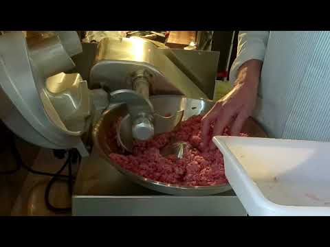 Kalbs Grill Bratwurst im Beeketal BFK 9 mit den 3er Messerkopf