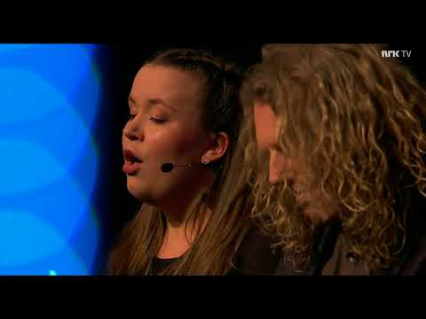 Ina Svenningdal and Markus Bailey singing "Gunerius"