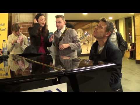 Piano Central Station (Every One Can Play)