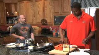 Play With Your Food Episode 20 - Obi's Spicy Chicken and Pasta