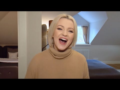 To pomieszczenie spodobało się Dorocie! "Wow, zobaczcie to!" [Tu jest pięknie]