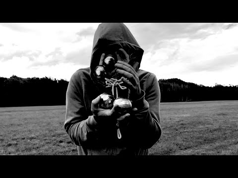 Lazy Jones & Hazenberg feat. Eposz -  Das fraktale Duett // JUICE Premiere