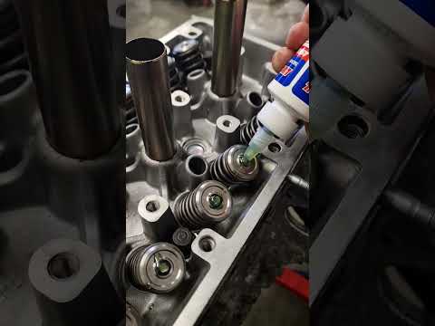 Prepping Skunk2 Titanium Valve springs and retainers for K series