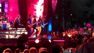 Break It Up - These Kids Wear Crowns live at wonderland