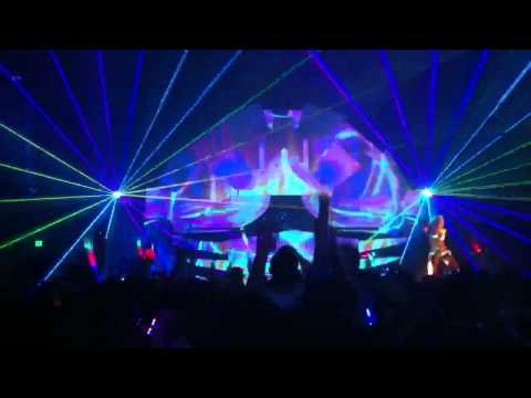 Rokcity at Legends 2012 SLC NYE playing r3hab mix of We found love