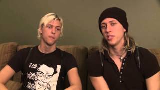 The Garden - "Cloak" (Commentary)