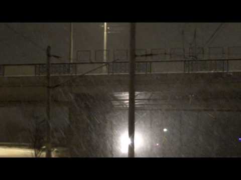 Trenul IR1651 Bucuresti Nord - Suceava Nord intra in statia Suceava cu EA627 - 08.02.2017