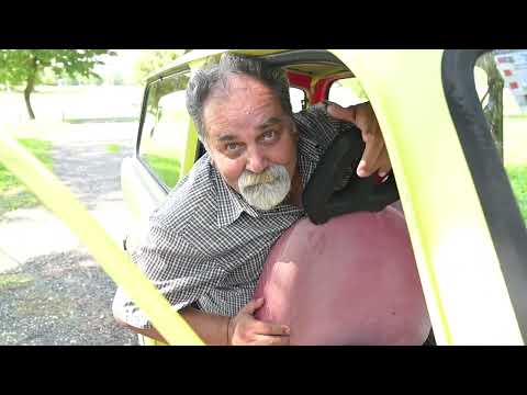 Željko Pervan zaglavio prilikom izlaska iz Trabanta (Gone Wrong)