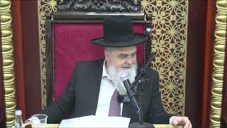 הגאון הרב אהרון בוטבול - השיעור השבועי המרכזי - י"א כסלו התשפ"ו (הרב אהרון בוטבול) - התמונה מוצגת ישירות מתוך אתר האינטרנט יוטיוב. זכויות היוצרים בתמונה שייכות ליוצרה. קישור קרדיט למקור התוכן נמצא בתוך דף הסרטון