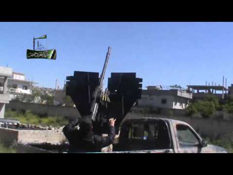 التصدي للطيران الحربي من قبل كتائب الحمزة في مدينة الرستن في محافظة حمص