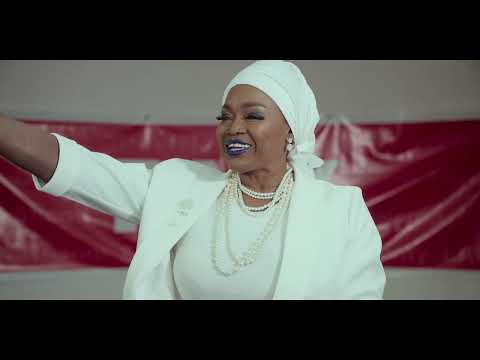 OUMOU SANGARÉ FEAT. SMARTY - KÉLÉ MAGNI