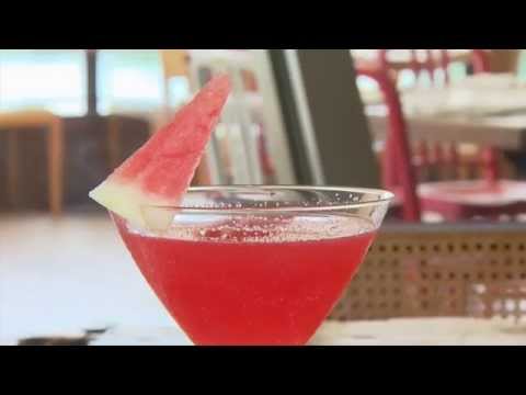 Aprenda a preparar drinks com as frutas da estação para se refrescar no calor