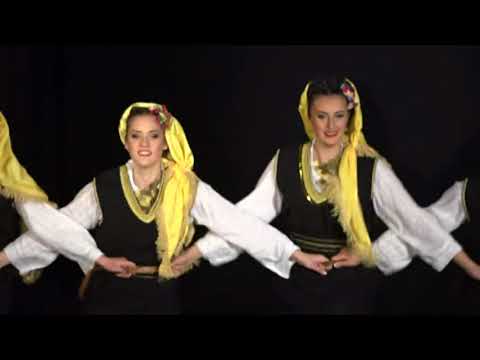 KUD " Ćirilo i Metodije ".. Busije - prvi ansambl ..žensko nadigravanje