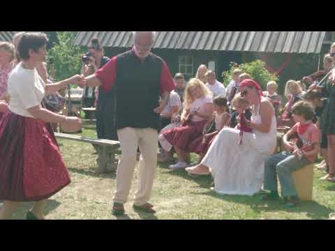 12. Kihnu pillilaager