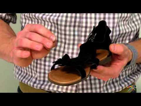 Minnetonka Womens Maui Sandal - Black Suede Video - Product Review Video