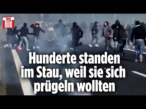 Italien-Hooligans mit riesiger Schlägerei mitten auf der Autobahn