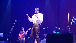 Moris y Antonio Birabent  "Civilización"  "Sábado  Noche"  "Esto va para atrás" "El oso"