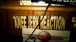 Knee Jerk (Reaction) - Minutes